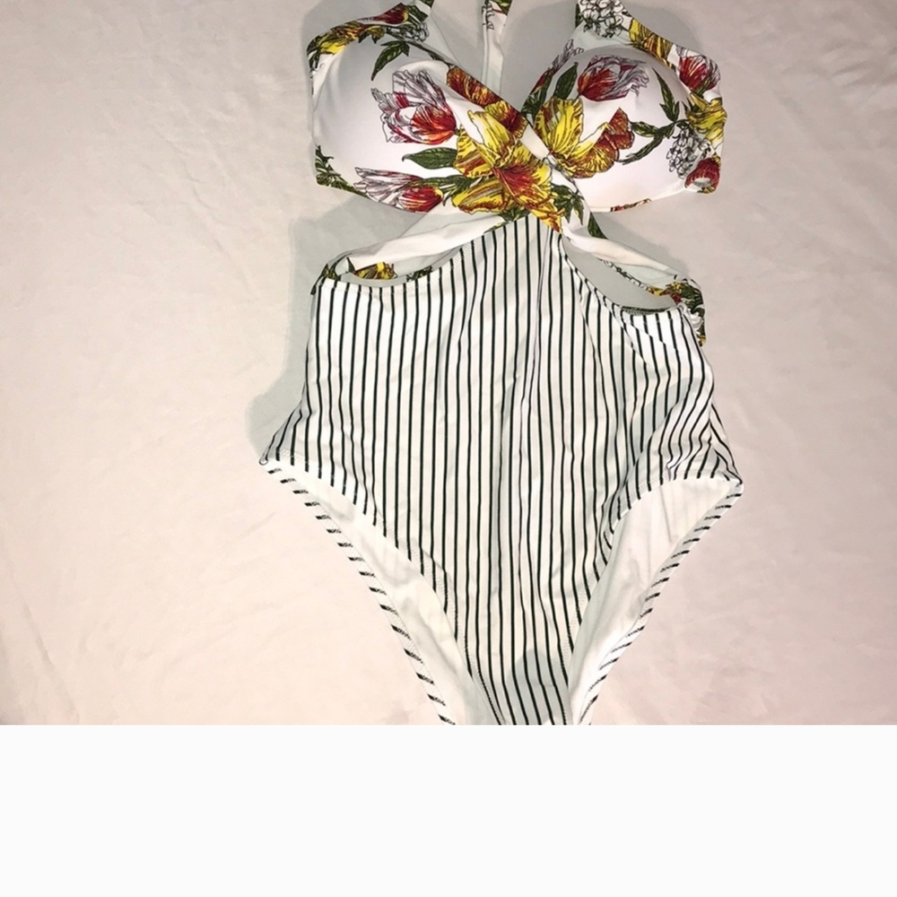 Floral and Striped Swimsuit - Picture 6 of 11